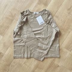 ペアマノン　肩フリル長袖Tシャツのサムネイル