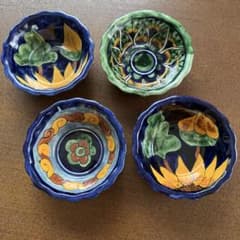 メキシコ製 工芸品　タラベラ焼き 4個セット ハンドペイント 現地購入品】 メキシコ製 工芸品 タラベラ焼き 4個セット ハンド