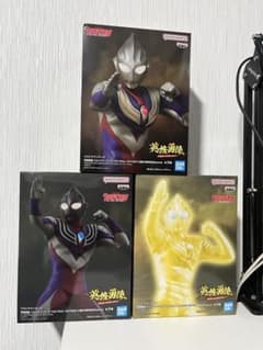 英雄勇像　ウルトラマンティガ　フィギュア