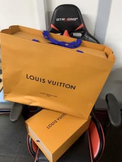 LOUIS VUITTON ショッパー　& 保存箱×2のサムネイル