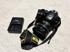 Nikon D3500 AF-S NIKKOR 35mm f1.8単焦点レンズ付のサムネイル