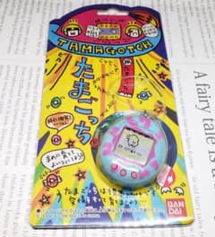 未使用品】バンダイ 初代 たまごっち 1996年製 ピンク×シアン - メルカリ
