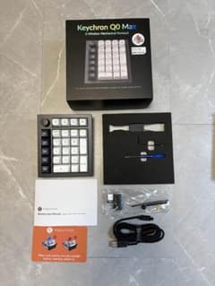 Keychron Q0 Max 静音赤軸 ワイヤレスメカニカルテンキーのサムネイル