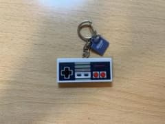 ニンテンドーゲームハードキーホルダー1983-1999 ファミリーコンピュータのサムネイル