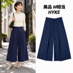 HYKE ハイク　タックワイドトラウザーズパンツ キュロットパンツ ネイビー Mのサムネイル