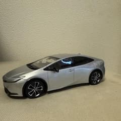 トヨタ プリウス ミニカー シルバーのサムネイル