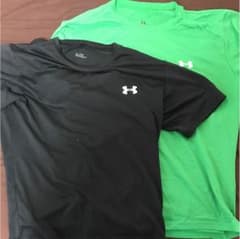 アンダーアーマー Tシャツ 二枚セットのサムネイル