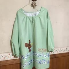 くまのがっこうエプロンのサムネイル