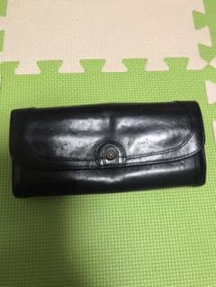 ゆうちゃん様専用ダコタ  Dakota  長財布  黒色  中古美品のサムネイル