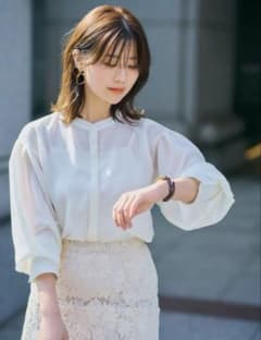 cohinaバンドカラーシアーシャツアイボリーコヒナのサムネイル