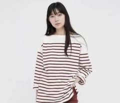 【お値下げ中】UNIQLO ボーダー長袖Tシャツ ボルドー Mのサムネイル