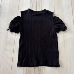 黒いリブ編みパフスリーブトップスのサムネイル