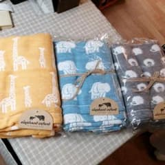 お値下げ中　ガーゼバスタオルのサムネイル