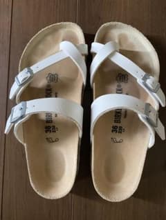 サ*ン様 BIRKENSTOCK サンダル ホワイト 36サイズのサムネイル