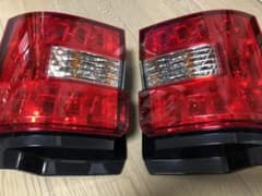 三菱 デリカD5  cv5w  テールランプのサムネイル