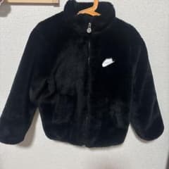 NIKE キッズ フェイクファー ジャケット ブラックのサムネイル