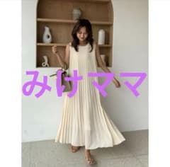 ワンピース　プリーツ　birthday bashのサムネイル