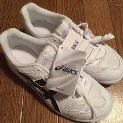 asicsの上履きのサムネイル