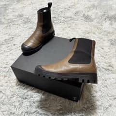 美品】LOEWE 本革 チェルシーブーツ37〈参考価格78,000円〉 - メルカリ