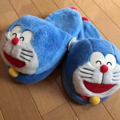 ドラえもんのスリッパのサムネイル