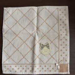 Modesty タオルハンカチ ベージュ ドットのサムネイル