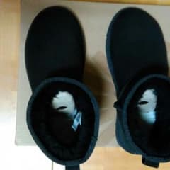 UGG　ムートンのサムネイル