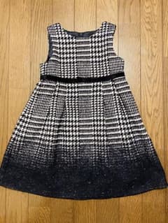 新品 BeBe べべ ワンピース ツイード 千鳥格子 110 100のサムネイル