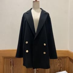 黒のダブルブレストテーラードジャケットのサムネイル
