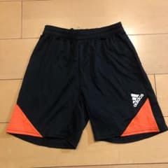 adidas アディダス ハーフパンツ　150のサムネイル