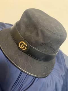 GUCCI バケットハット　帽子のサムネイル