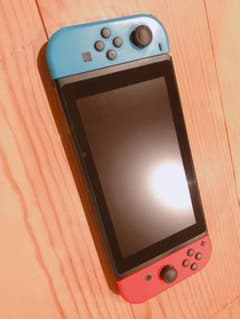 Nintendo Switch 本体のサムネイル
