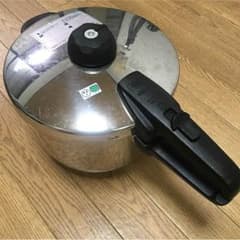 フィスラーロイヤル 圧力鍋 6ℓのサムネイル