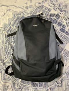 Nike リュック 黒/グレーのサムネイル