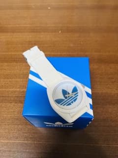 アディダス 腕時計のサムネイル