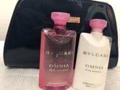 BVLGARI ブルガリ ポーチ&シャワージェル&ボディーローションのサムネイル