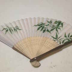 扇子のサムネイル