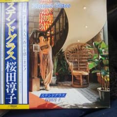 希少アイドル品 桜田淳子 幻燈機風グッズ 誕生月限定特価 桜田淳子 ステンドグラス LPレコード - メルカリ