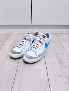 NIKE BLAZER LOW 77 VNTG ホワイト スニーカー【箱無し】のサムネイル