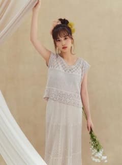 新品未使用♥クロシェニットセットアップ♥クロシェワンピースベージュのサムネイル