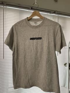 UNDEFEATED Tシャツのサムネイル