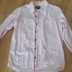 BEAMS　淡いピンクシャツのサムネイル
