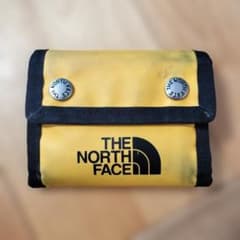 THE NORTH FACE 三つ折り財布 イエローのサムネイル