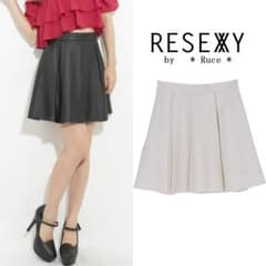 新品♡RESEXXYスカート＊エイミーイストワール リエンダ GYDA ザラのサムネイル