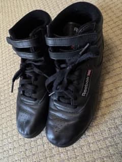 Reebok CLASSIC ハイカットレザースニーカー ブラックのサムネイル