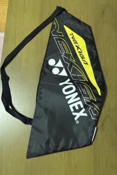 美品！　YONEX テニスラケットケース ブラック