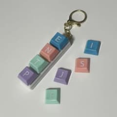フィジェットトイ　キーボードクリッカー キーリング MBTIのサムネイル
