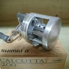 シマノ カルカッタ 200のサムネイル