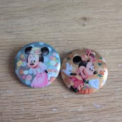 Disney ミニーマウス 缶バッジ 2個セット - メルカリ