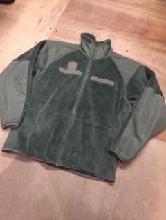 アメリカ軍 実物 フリース GENⅢ M/R  グリーン アメリカ製のサムネイル