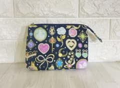 ハンドメイド 仕切り付きポーチ yukiemonのサムネイル